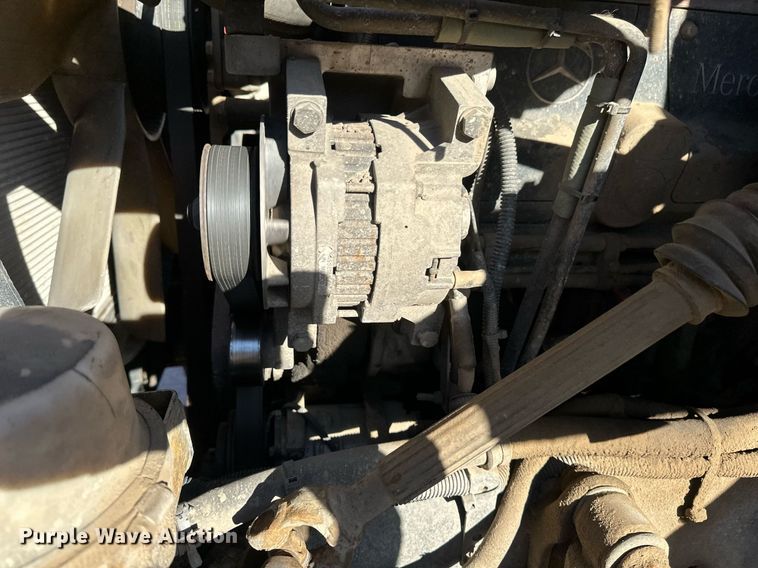 image for item DV0669 2005 Sterling LT9500 dump truck