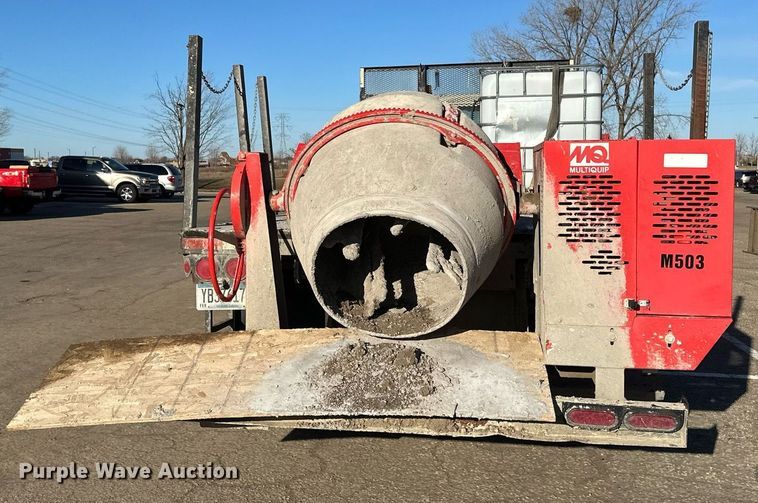 image for item DV0670 1998 International 4700 flatbed truck