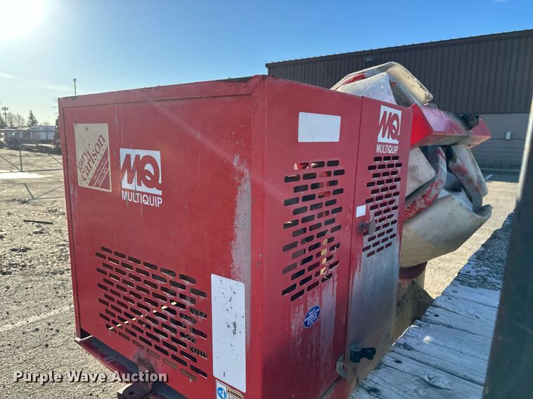 image for item DV0670 1998 International 4700 flatbed truck