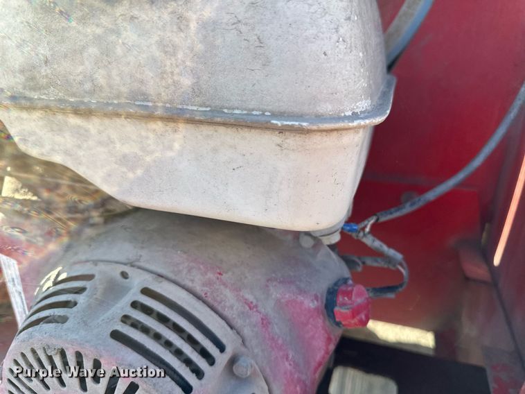 image for item DV0670 1998 International 4700 flatbed truck