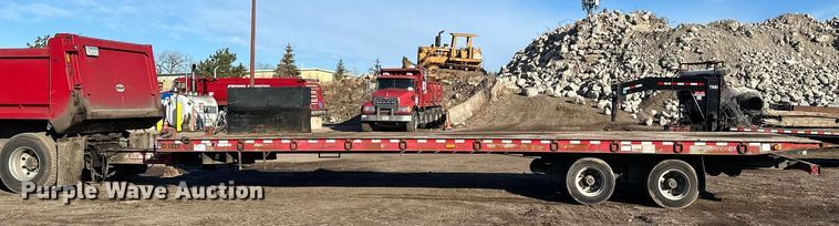 image for item DV0671 2005 Trail Eze tilt deck equipment trailer