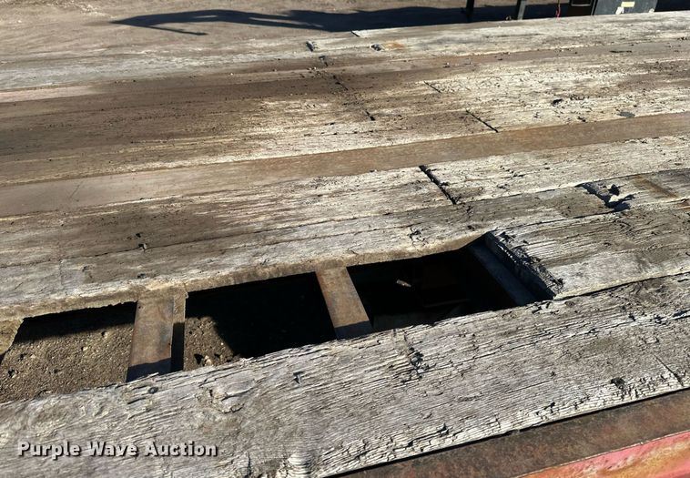 image for item DV0671 2005 Trail Eze tilt deck equipment trailer