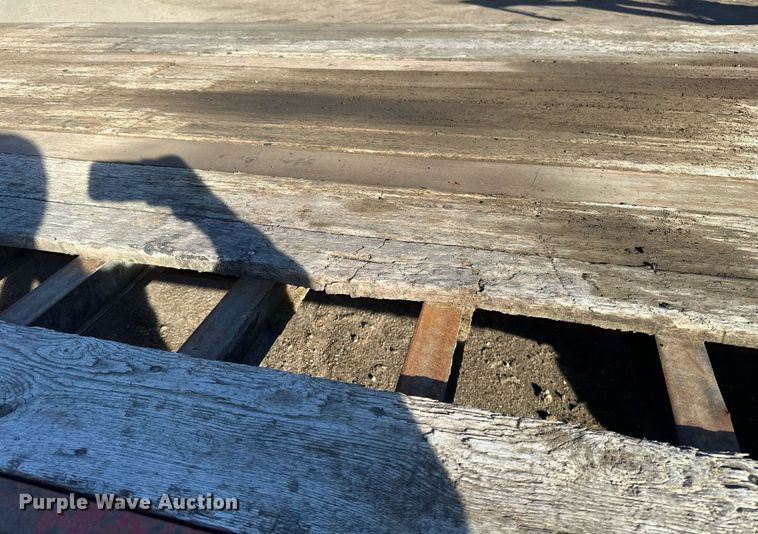 image for item DV0671 2005 Trail Eze tilt deck equipment trailer