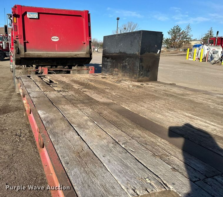 image for item DV0671 2005 Trail Eze tilt deck equipment trailer