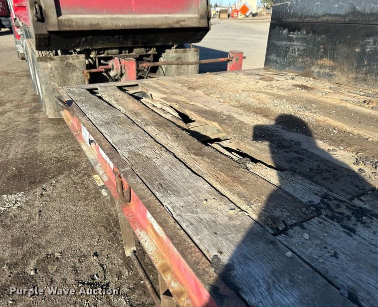 image for item DV0671 2005 Trail Eze tilt deck equipment trailer