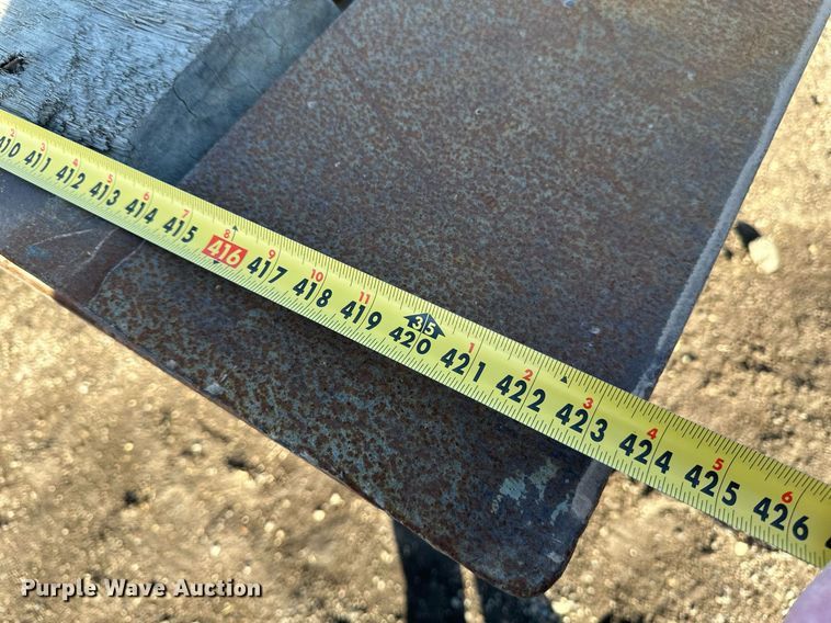 image for item DV0671 2005 Trail Eze tilt deck equipment trailer