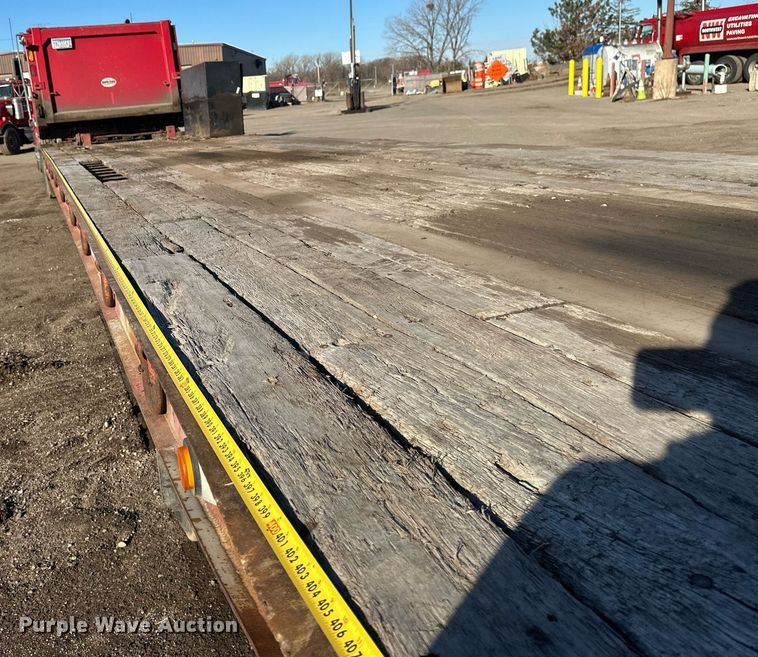 image for item DV0671 2005 Trail Eze tilt deck equipment trailer