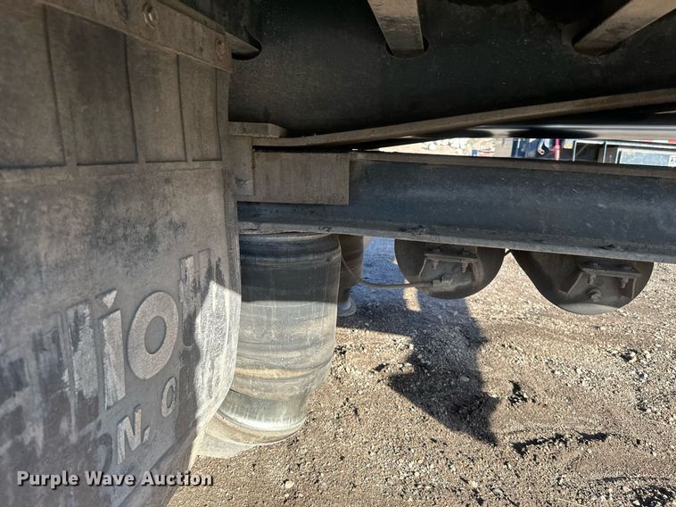 image for item DV0671 2005 Trail Eze tilt deck equipment trailer