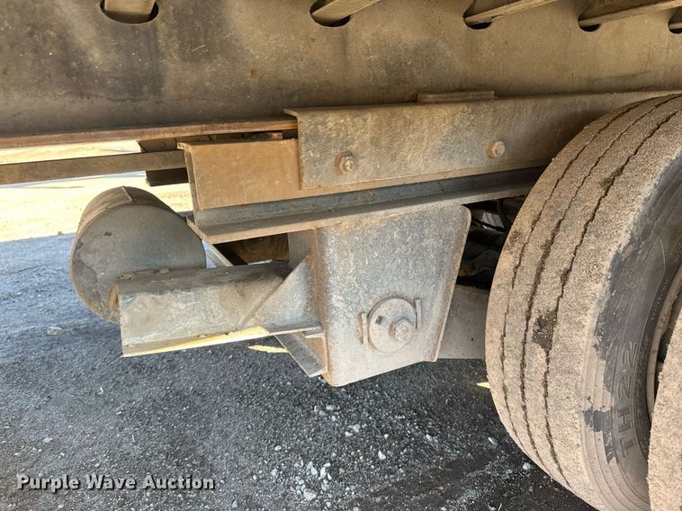 image for item DV0671 2005 Trail Eze tilt deck equipment trailer