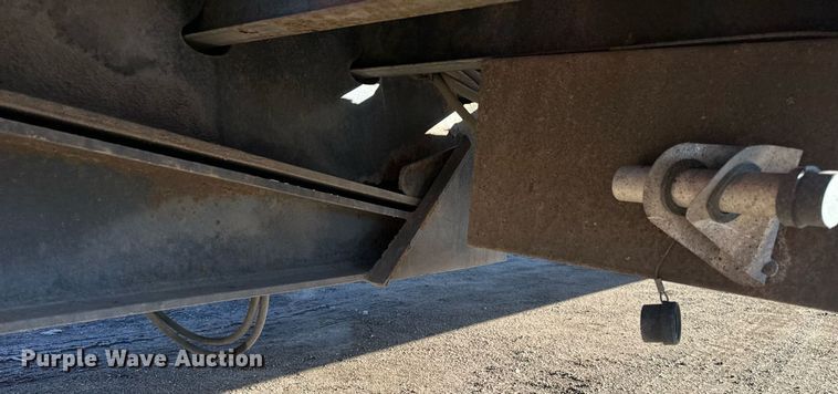 image for item DV0671 2005 Trail Eze tilt deck equipment trailer