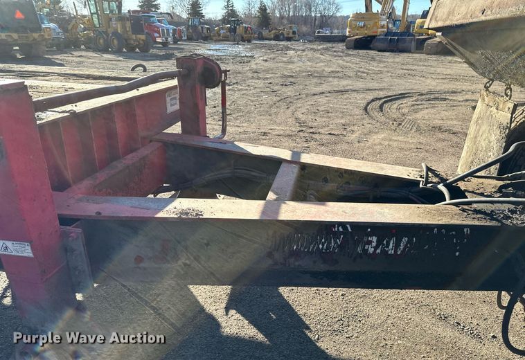 image for item DV0671 2005 Trail Eze tilt deck equipment trailer