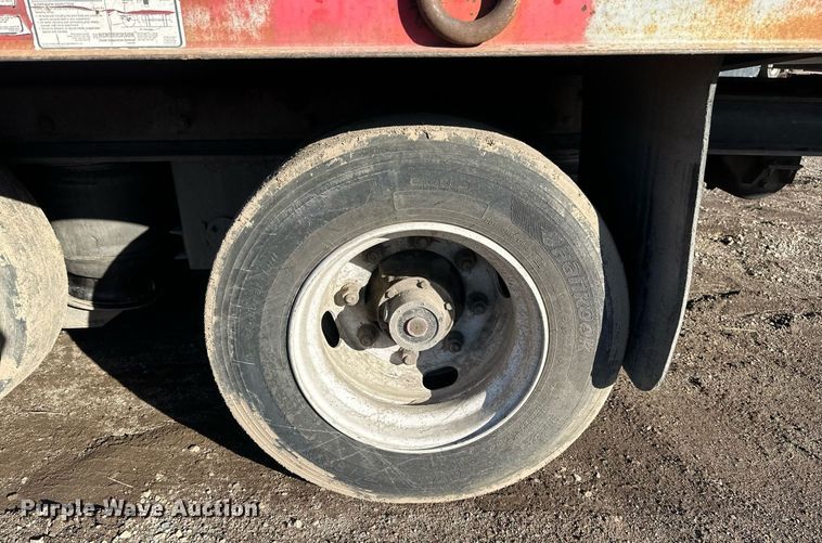 image for item DV0671 2005 Trail Eze tilt deck equipment trailer