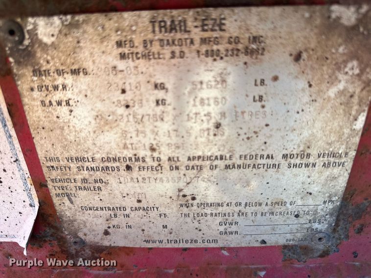 image for item DV0671 2005 Trail Eze tilt deck equipment trailer