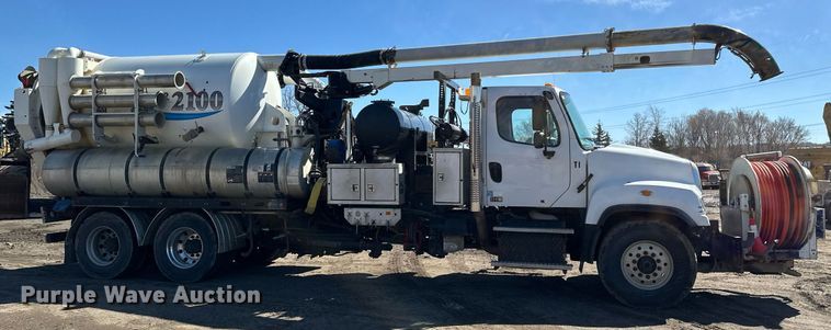 image for item DV0672 2012 Freightliner 114SD sewer jetter truck