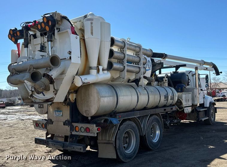 image for item DV0672 2012 Freightliner 114SD sewer jetter truck