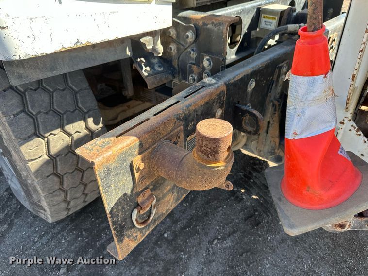 image for item DV0672 2012 Freightliner 114SD sewer jetter truck