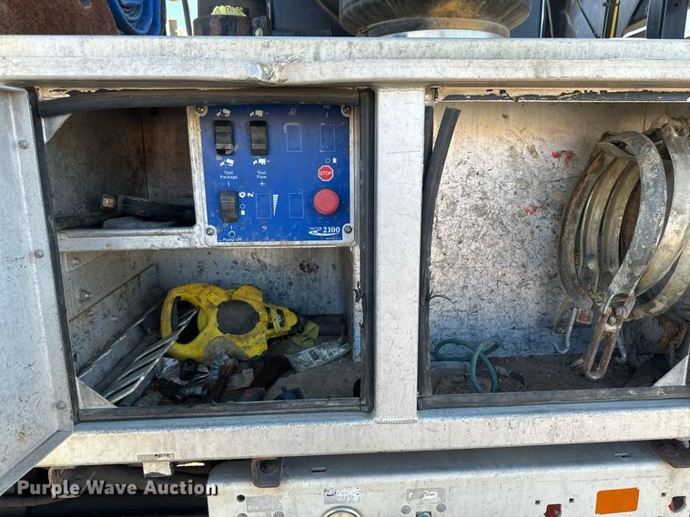 image for item DV0672 2012 Freightliner 114SD sewer jetter truck