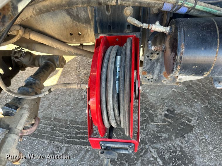 image for item DV0672 2012 Freightliner 114SD sewer jetter truck