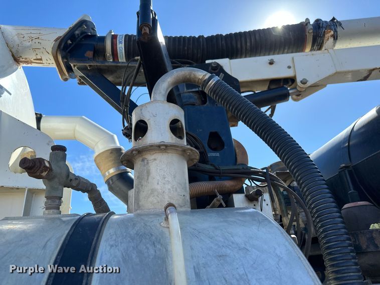 image for item DV0672 2012 Freightliner 114SD sewer jetter truck