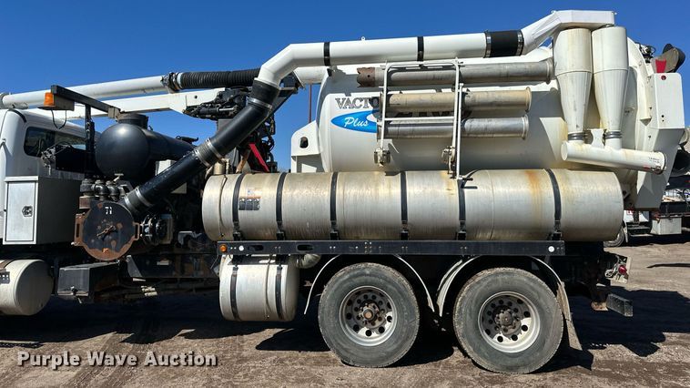 image for item DV0672 2012 Freightliner 114SD sewer jetter truck