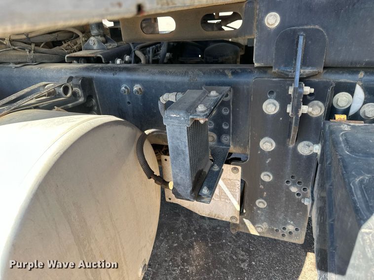 image for item DV0672 2012 Freightliner 114SD sewer jetter truck