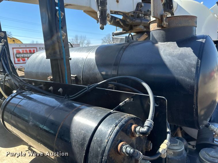 image for item DV0672 2012 Freightliner 114SD sewer jetter truck