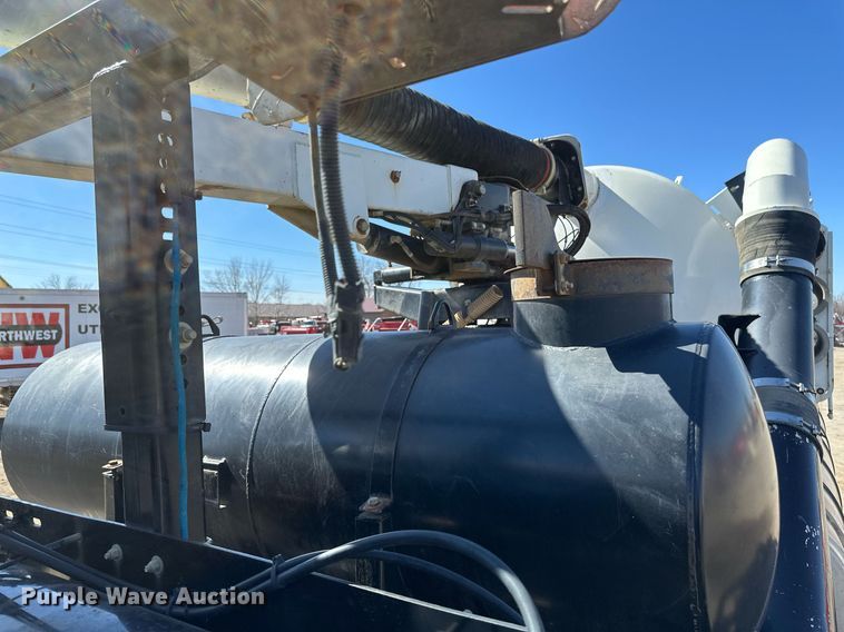 image for item DV0672 2012 Freightliner 114SD sewer jetter truck