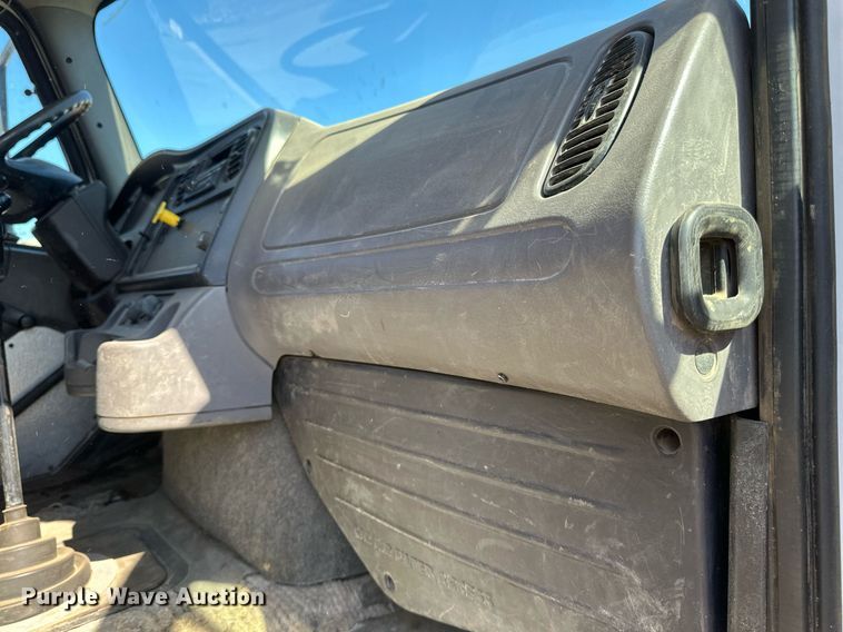 image for item DV0672 2012 Freightliner 114SD sewer jetter truck