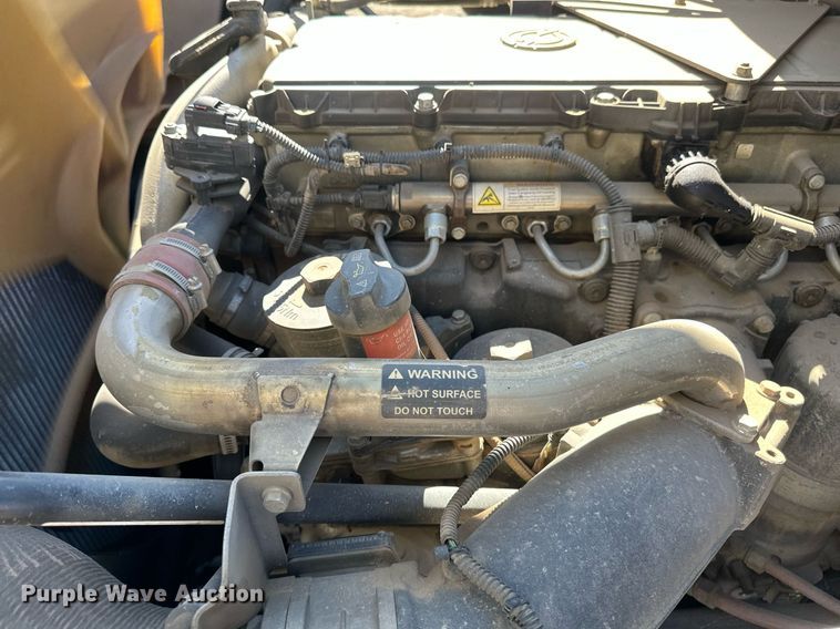 image for item DV0672 2012 Freightliner 114SD sewer jetter truck