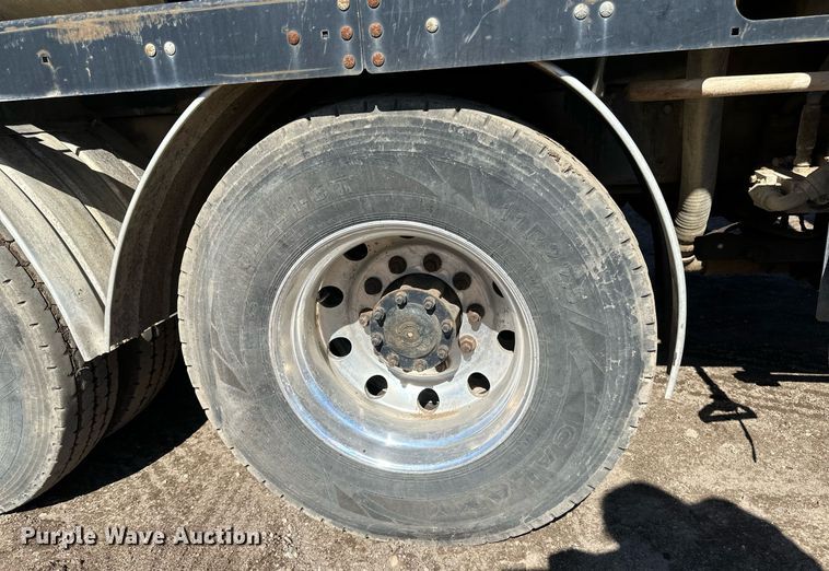 image for item DV0672 2012 Freightliner 114SD sewer jetter truck