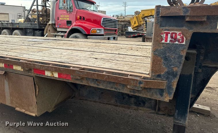 image for item DV0673 2012 Jet Company drop deck equipment trailer