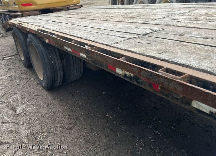 image for item DV0673 2012 Jet Company drop deck equipment trailer