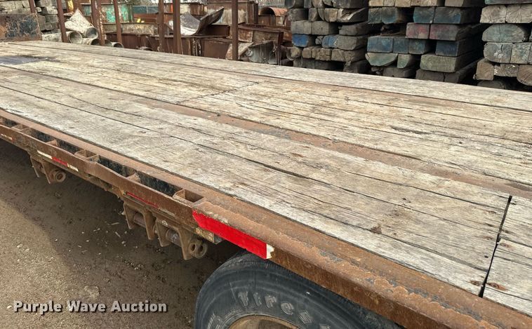 image for item DV0673 2012 Jet Company drop deck equipment trailer