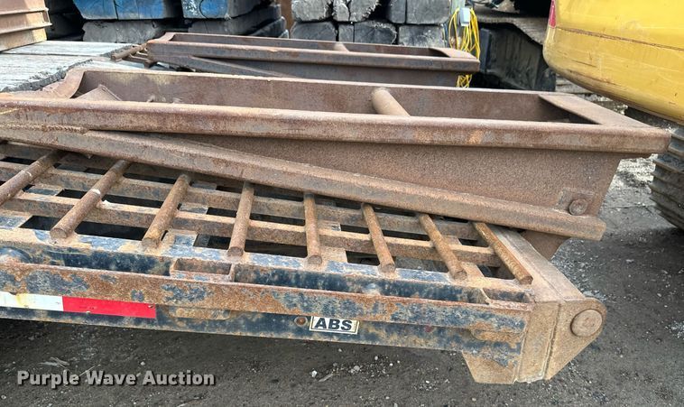 image for item DV0673 2012 Jet Company drop deck equipment trailer