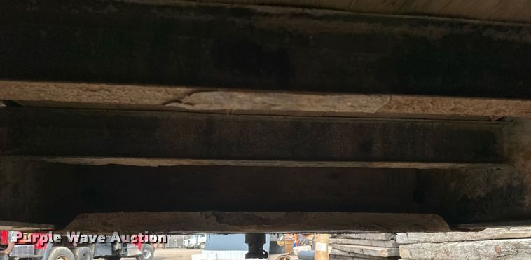 image for item DV0673 2012 Jet Company drop deck equipment trailer