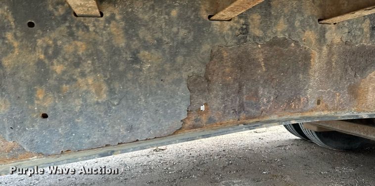 image for item DV0673 2012 Jet Company drop deck equipment trailer