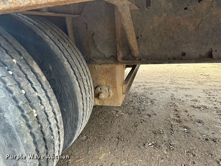 image for item DV0673 2012 Jet Company drop deck equipment trailer