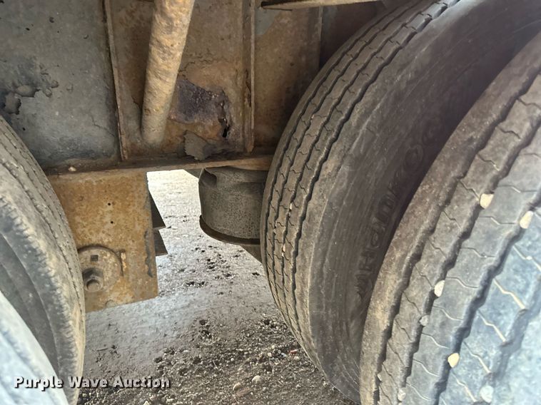 image for item DV0673 2012 Jet Company drop deck equipment trailer