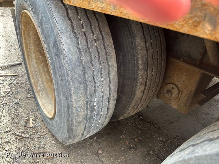 image for item DV0673 2012 Jet Company drop deck equipment trailer