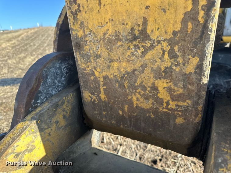 image for item DV0716 2000 Kobelco  SK210LC excavator