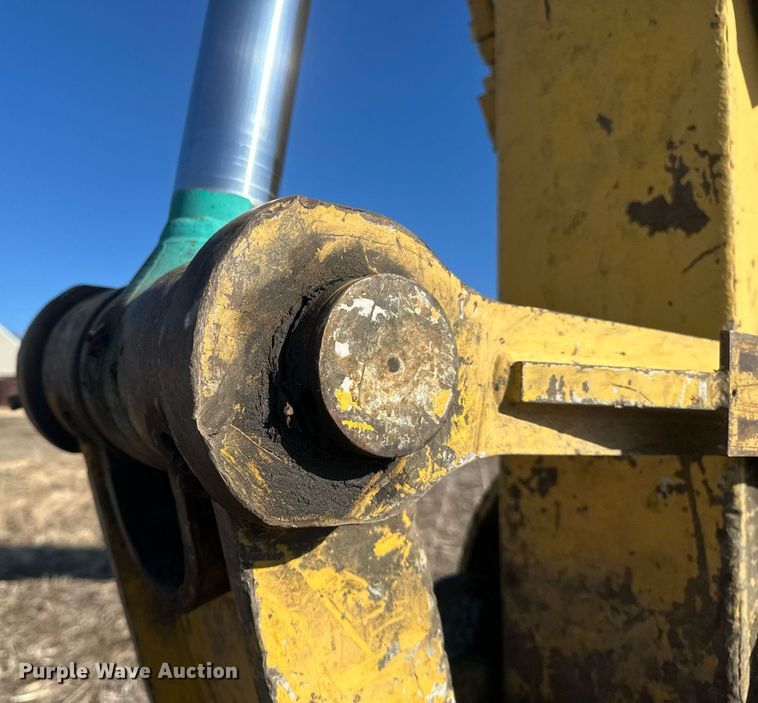 image for item DV0716 2000 Kobelco  SK210LC excavator