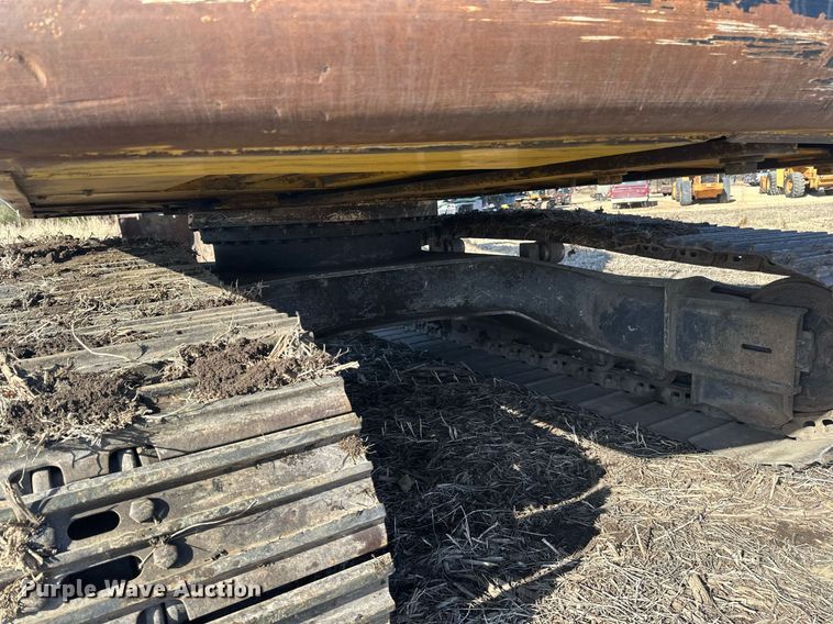 image for item DV0716 2000 Kobelco  SK210LC excavator