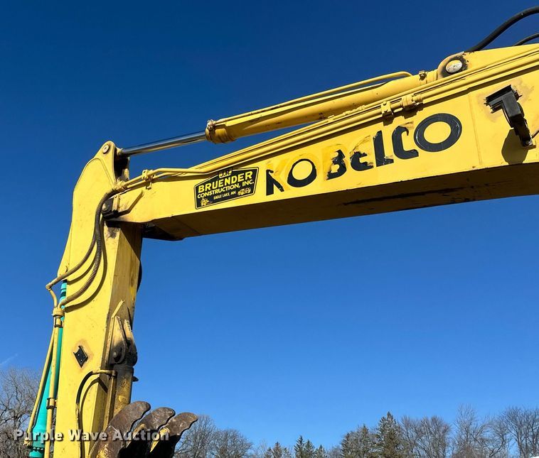 image for item DV0716 2000 Kobelco  SK210LC excavator