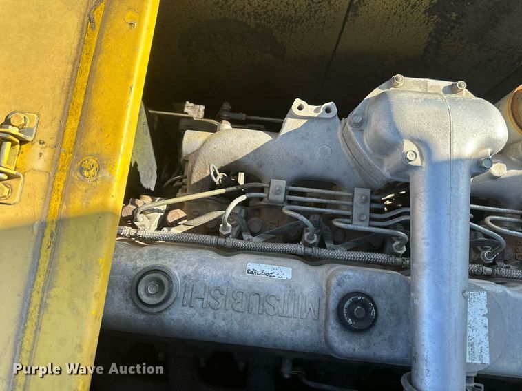 image for item DV0716 2000 Kobelco  SK210LC excavator