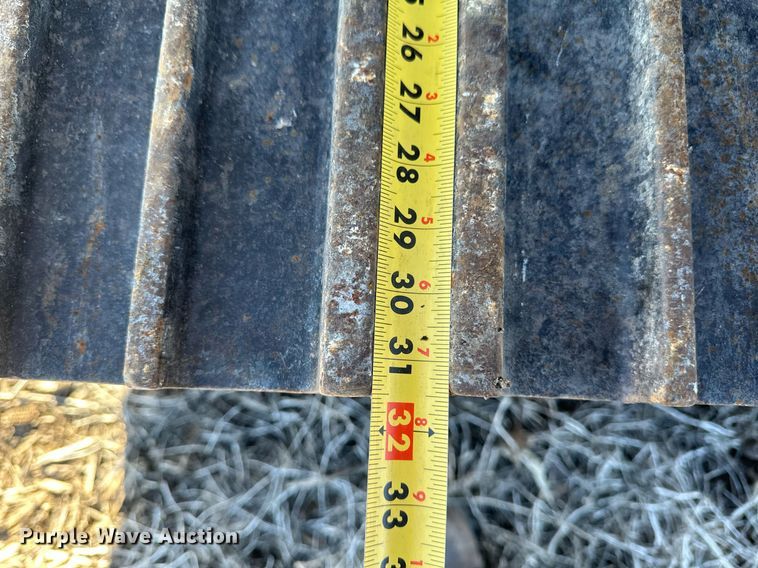 image for item DV0716 2000 Kobelco  SK210LC excavator