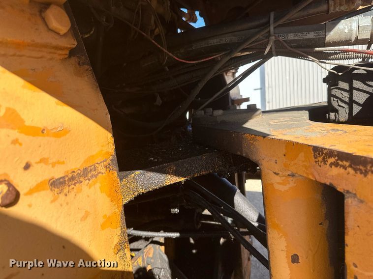 image for item DV0717 1973 Case W24B wheel loader