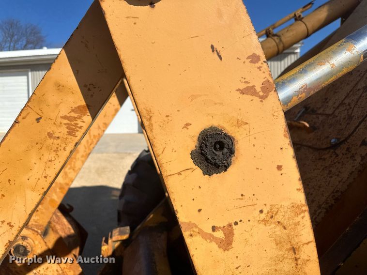 image for item DV0717 1973 Case W24B wheel loader