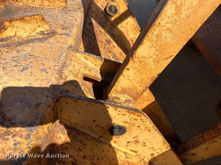 image for item DV0717 1973 Case W24B wheel loader