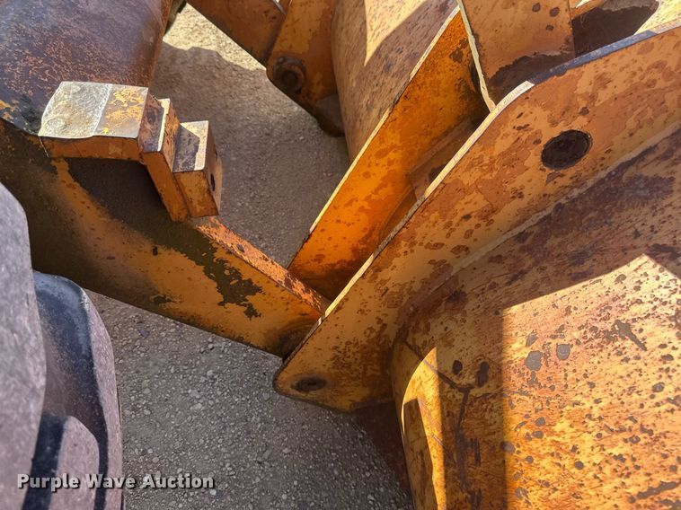 image for item DV0717 1973 Case W24B wheel loader