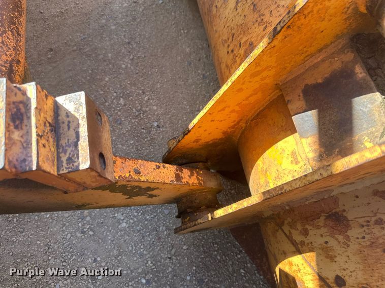 image for item DV0717 1973 Case W24B wheel loader